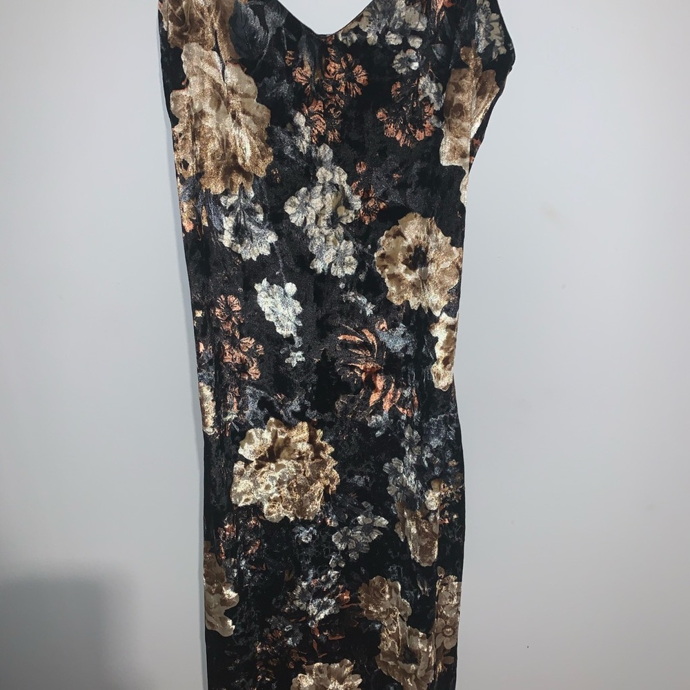 CHARLOTTE RUSSE MINI DRESS - Picture 3 of 5